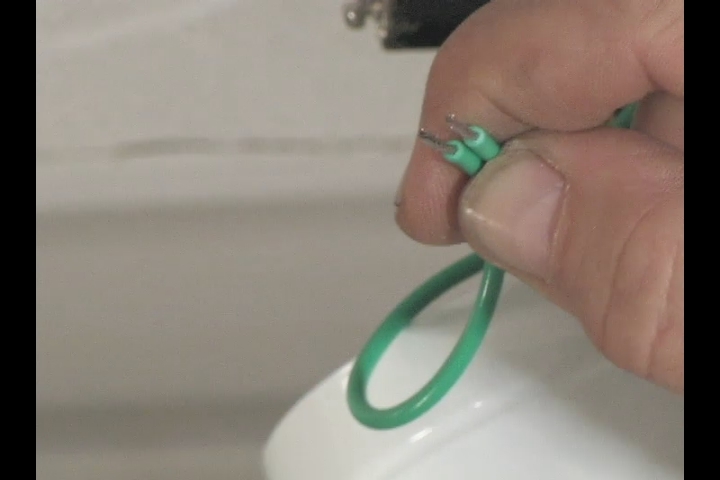 How To Ground A Ceiling Fan Ehow Connecting Ground Wires For Ceiling Fan Installation