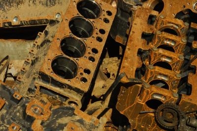 Causes of Coolant Leaking From the Engine Manifold | It Still Runs