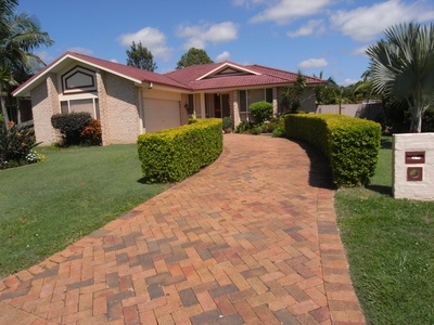 How To Remove Oil Stains From Block Paving Ehow How To Clean Grease Off Pavers
