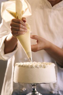 How To Fix Messy Cake Frosting How To Fix Messy Cake Frosting