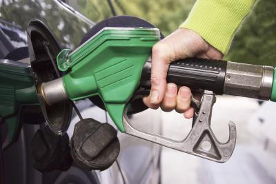 What Happens if You Put the Wrong Gas Into a Car? It Still Runs