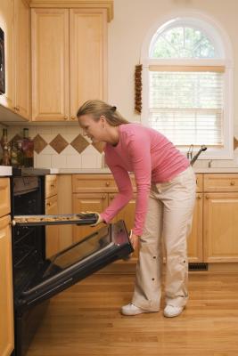 how to cook dogs in oven how to steam dogs in an oven roaster with pictures ehow how to cook dogs in oven how to steam dogs in an oven roaster with pictures ehow