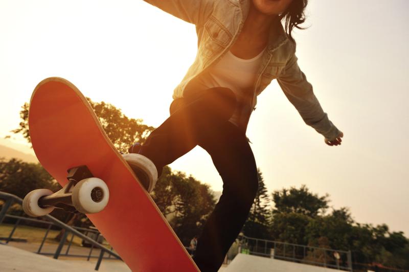 How To Loosen Your Trucks On A Skateboard How To Loosen Your Trucks On A Skateboard
