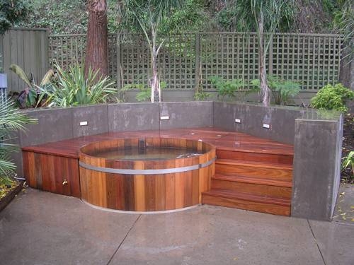 How to Use a Hot Tub | HomeSteady